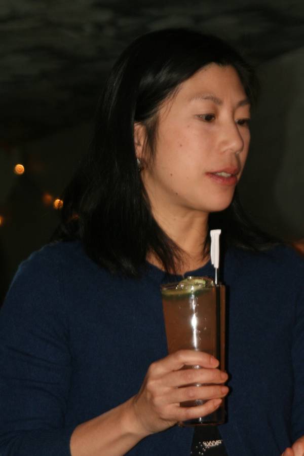 Wendy Lee Author